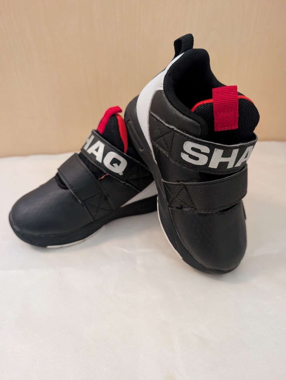 SHAQ Boys Athletic Sneakers – Hook & Loop Closure – Black/White/Red